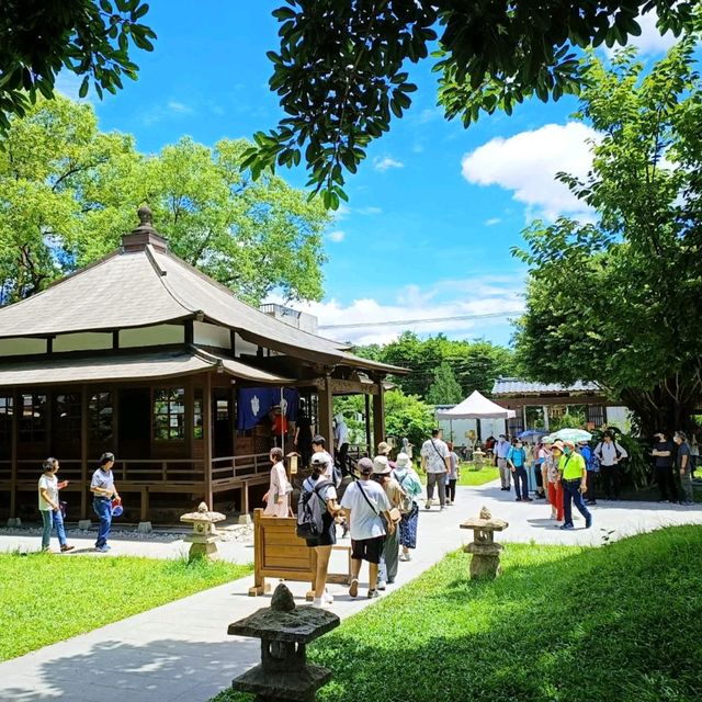 花蓮縱谷山水風光，巴士郵輪行