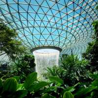 The JEWEL of Changi…