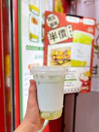 旺角全港首創甘蔗茶飲