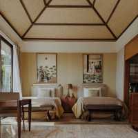 The Mulia: Modern Oasis Meets Ocean Bliss
