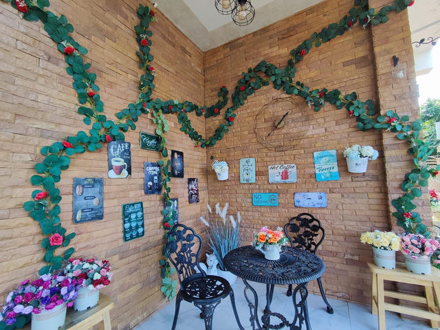 คาเฟ่บนเนินเขา บรรยากาศสุดชิล ⛰️