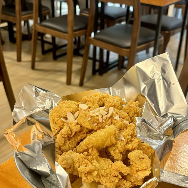 【尖沙咀】金巴利街OPPA芝士熔岩炒飯，價錢人均$200
