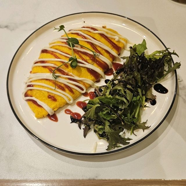 首家模仿豪華營地的室內主題餐廳