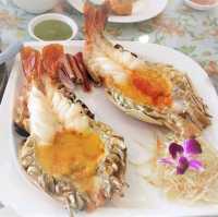 อาหารทะเลสดอร่อยร้านเก่าแก่ของสมุทรปราการ