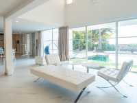 Sea Pearl Beachfront pool villa ชลบุรี