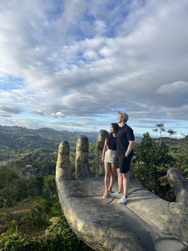 Stand at Gods Hand!!! Stunning Instagram Photo Spot