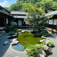【鹿児島】桜島を臨める日本を代表する大庭園