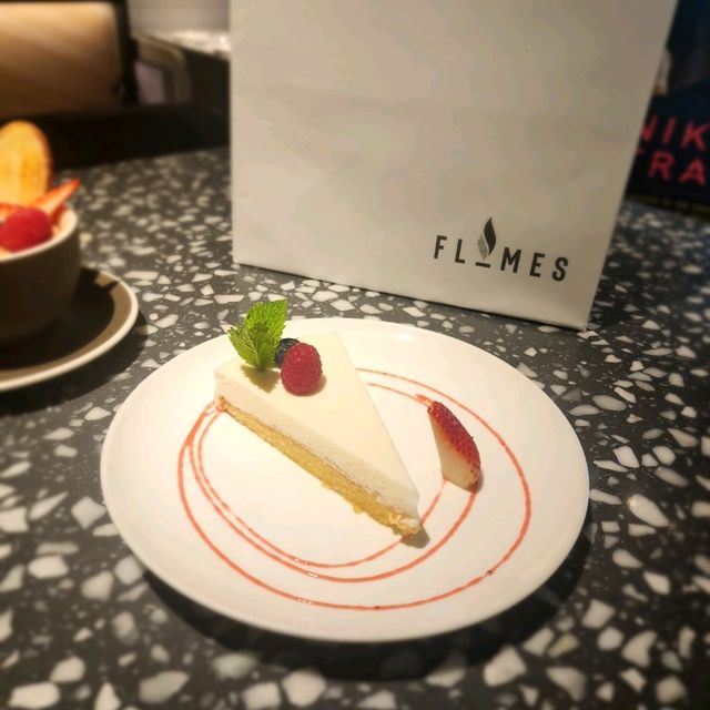 Flames📍觀塘鴻圖道