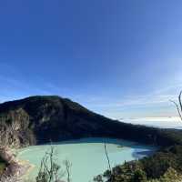 Blue lake 