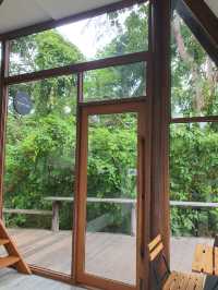 คาบิน บราวน์ คาเฟ่เกาะเสม็ด
