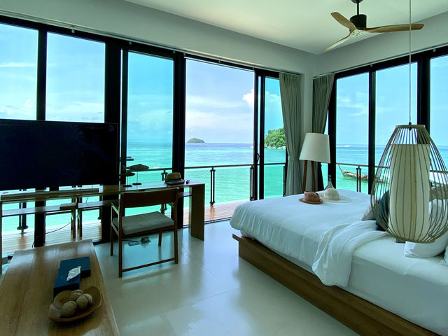 ห้องพักที่ให้ฟีลWater Villa 🐳 ลอยอยู่บนทะเลจริงๆ 