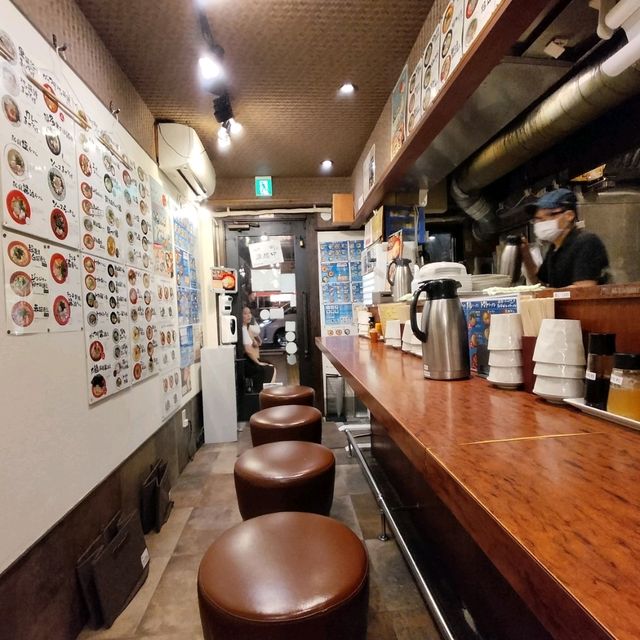 大阪観光でオススメグルメ✨日本橋でラーメン✨✨