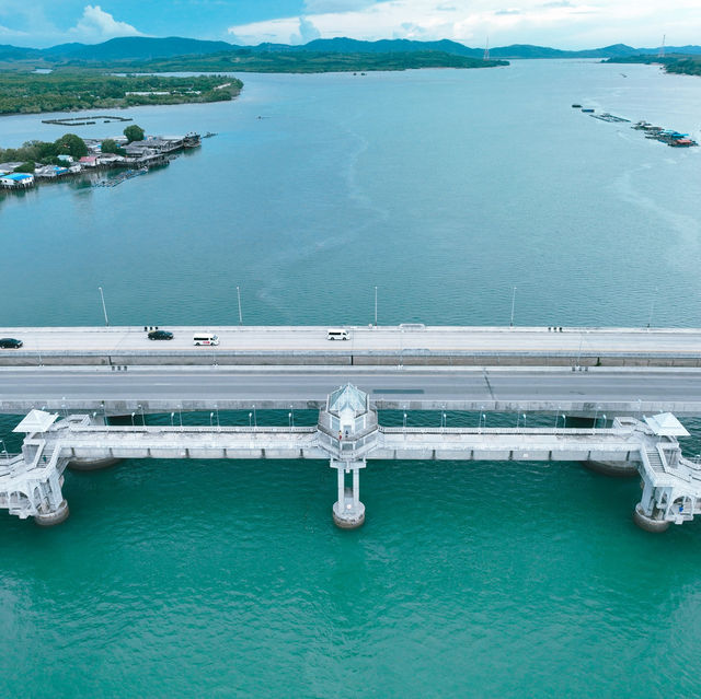 สะพานสารสิน