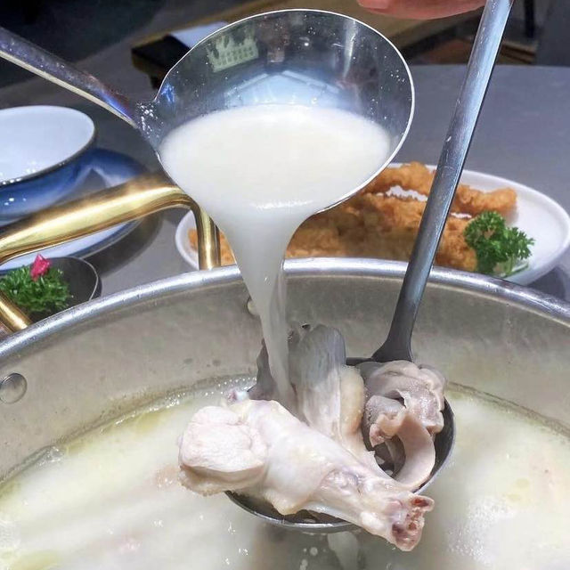 一試難忘💜離香港🇭🇰超近嘅靚湯~ 順德公豬肚雞😋😋😋 一試難忘💜離香港🇭🇰超近嘅靚湯~ 順德公豬肚雞😋😋😋