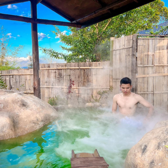 ที่พักสไตล์ญี่ปุ่นโบราณ แช่น้ำแร่ออนเซ็น เชียงดาว