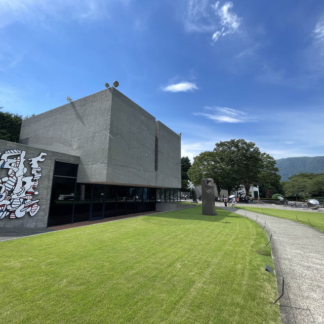 雕刻之森美術館 - 一座藝術與自然的結合