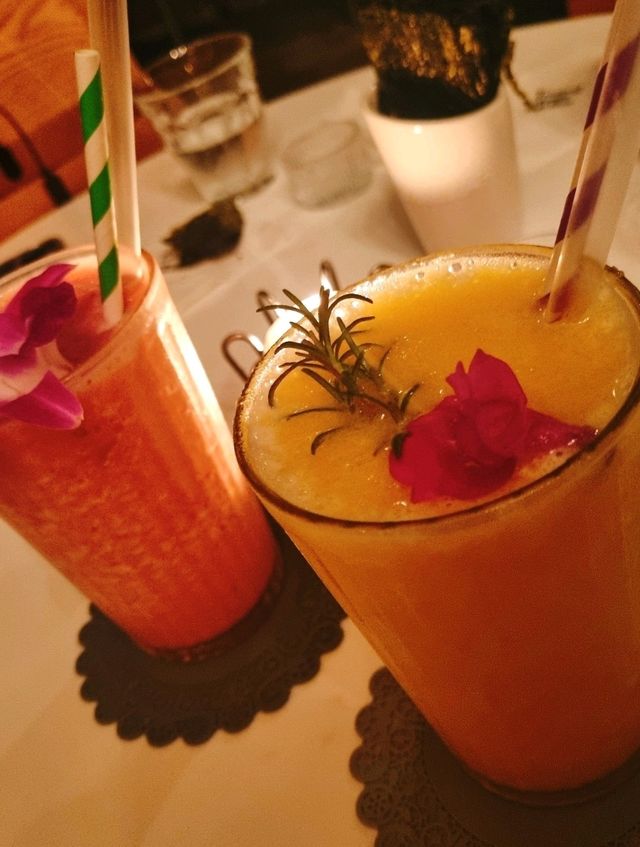 신촌 꼭 가야할 곳! : 칵테일🍸&일본라멘🍜 맛집