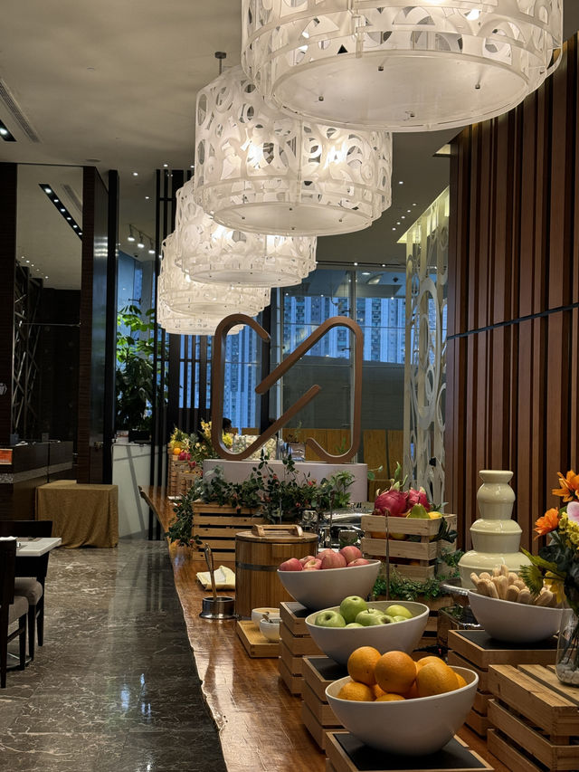 「Café Circles」餐廳：亞洲鮮味盛薈，口碑爆棚！