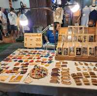 ถนนคนเดินวัวลาย:Wua Lai Walking Street 