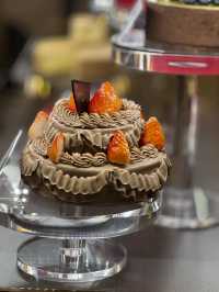 Henri Charpentier: Where French Elegance Meets Japanese Artistry in Exquisite Desserts