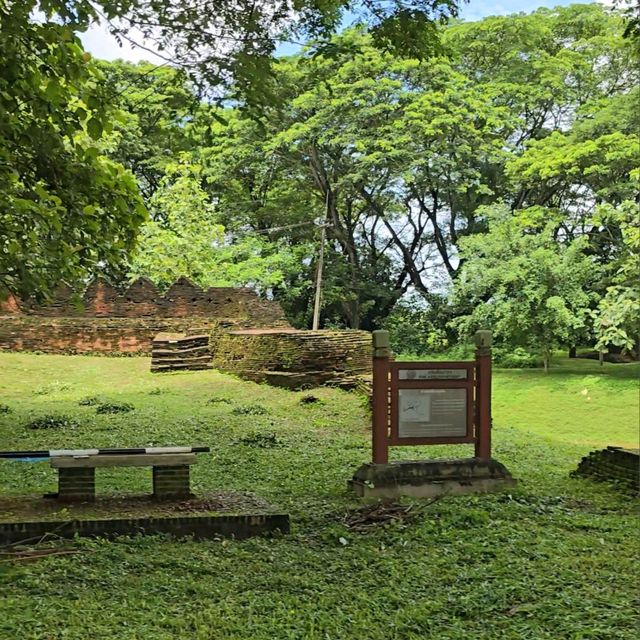กำแพงเมืองเชียงแสน