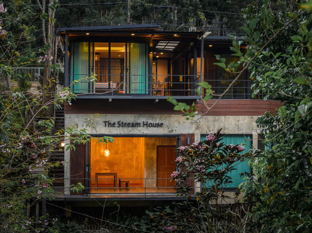 The Stream House at Mae Kampong