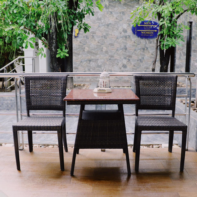 โรงแรมนาถสิริ  เรสซิเด้นซ์ 