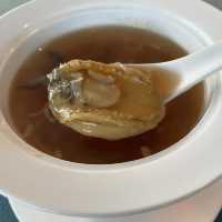環境和服務不錯,食物味道有待改善