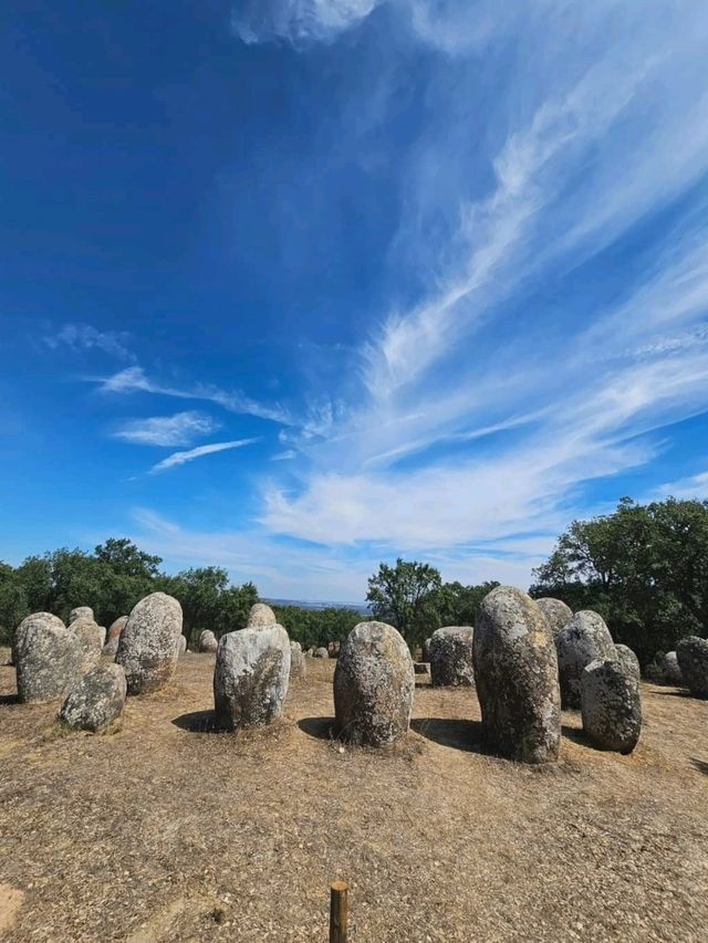 葡萄牙Evora古城遺跡，Almendres Cromlech巨石陣