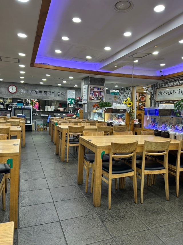 【ソウル🇰🇷弘大】ソウルで1番美味しい⁉️ミシュラン獲得✨クリーミーな参鶏湯