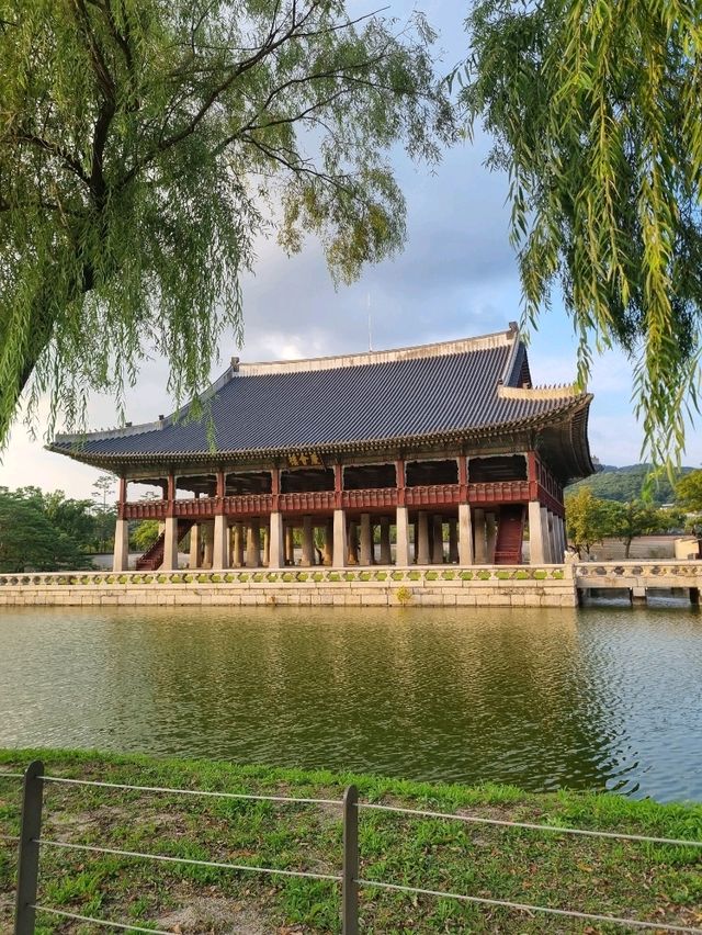 Experience being Korean prince and princess