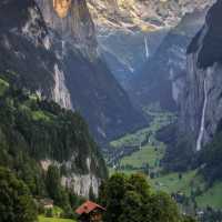 Switzerland in Spring: A Wonderland in Bloom 🌸