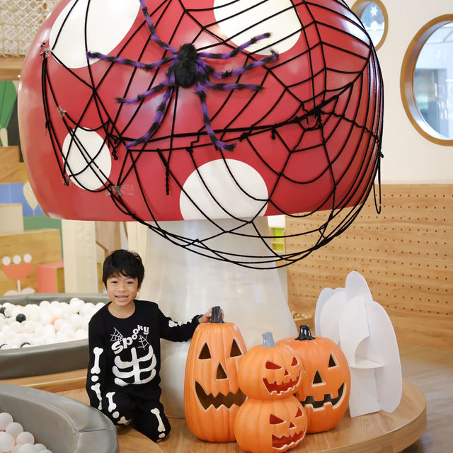 Wonder Woods Cafe 👻🎃🕸️ 