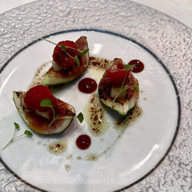 【#莎拉尖沙咀搵食】19樓高層飽覽港景｜精緻西餐