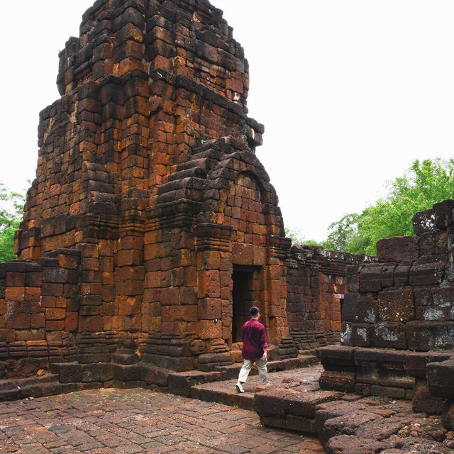 สำรวจประวัติศาสตร์และอารยธรรมขอมา📍