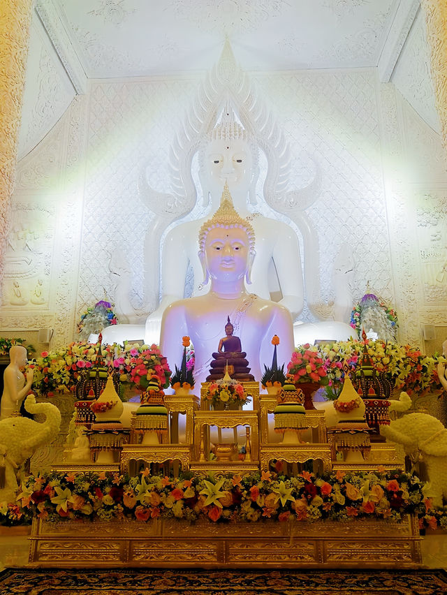 Wat Huay Pla Kang Temple