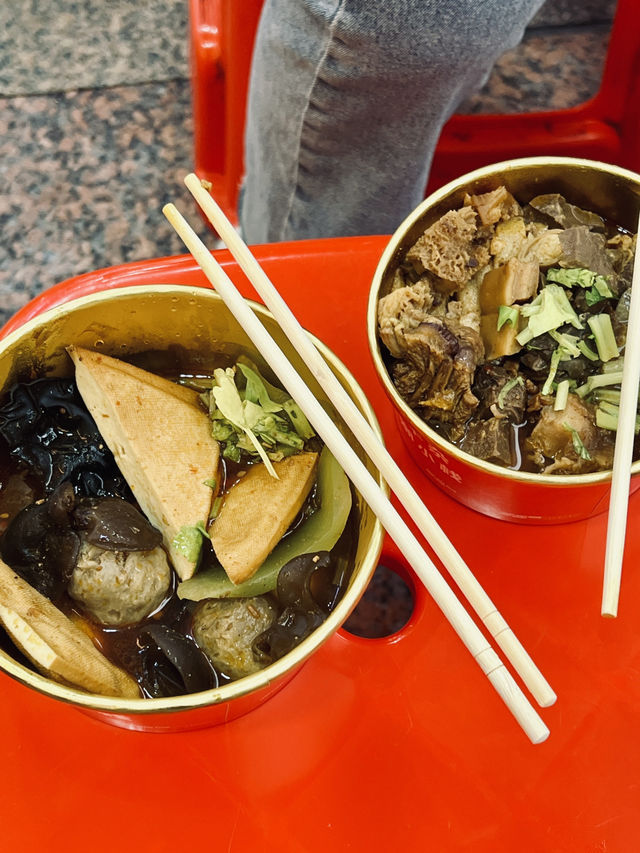Hello Shenzhen! ตะลุยกิน เล่นกะแมว 😻