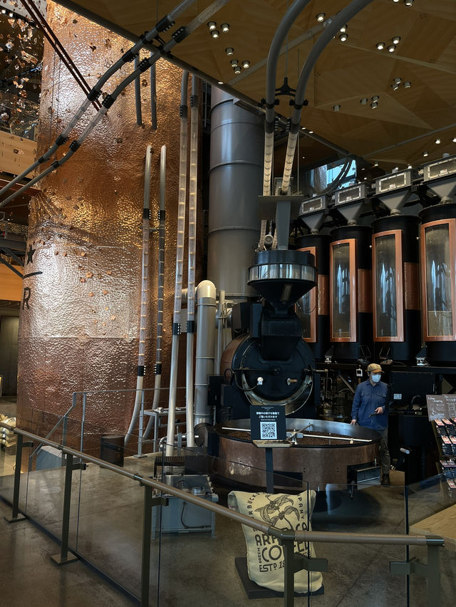 Brewing Magic in Tokyo: Starbucks Reserve Like Never Before! ☕️✨
