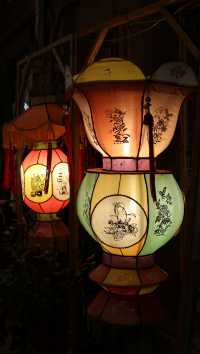 Shopping and exploring Shennong Street in Tainan