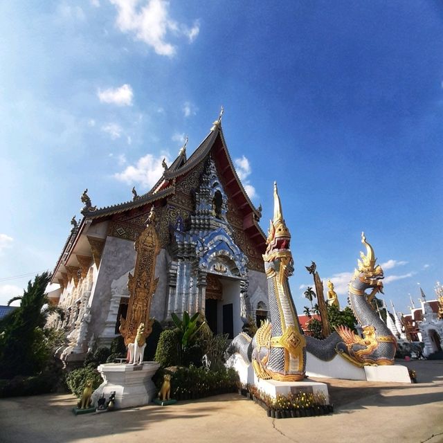 สักการะพระศรีสัพพัญญูสัมมาสัมพุทธเจ้า