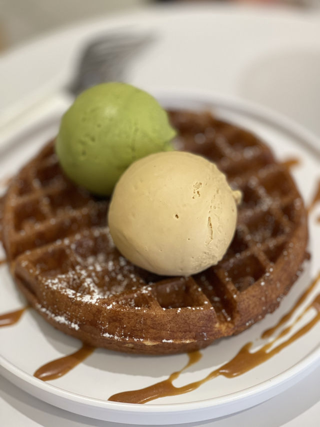 🍰 Sweet Escapes: 8 Must-Try Dessert Spots in Kuala Lumpur 🍩🍨
