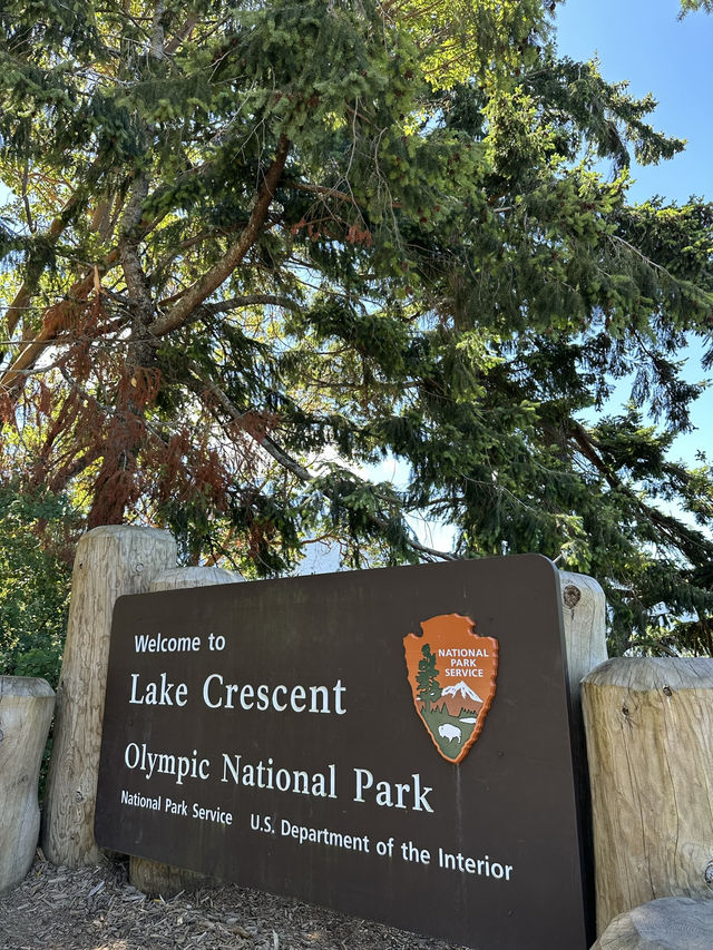 A crystal clear lake in Washington!