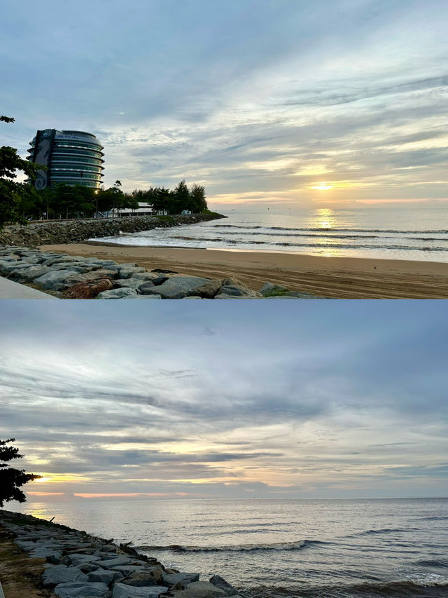 A Scenic City Walk from Waterfront to Marina Bay: Exploring Mir