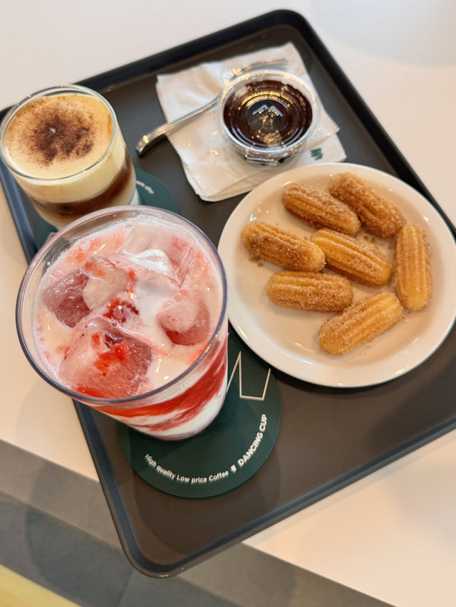 광주 치평동 아늑한 분위기의 커피맛집, 댄싱컵 상무역점