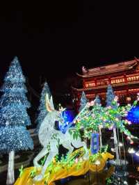 First visit to Yu Garden in Shanghai, truly mesmerizing!