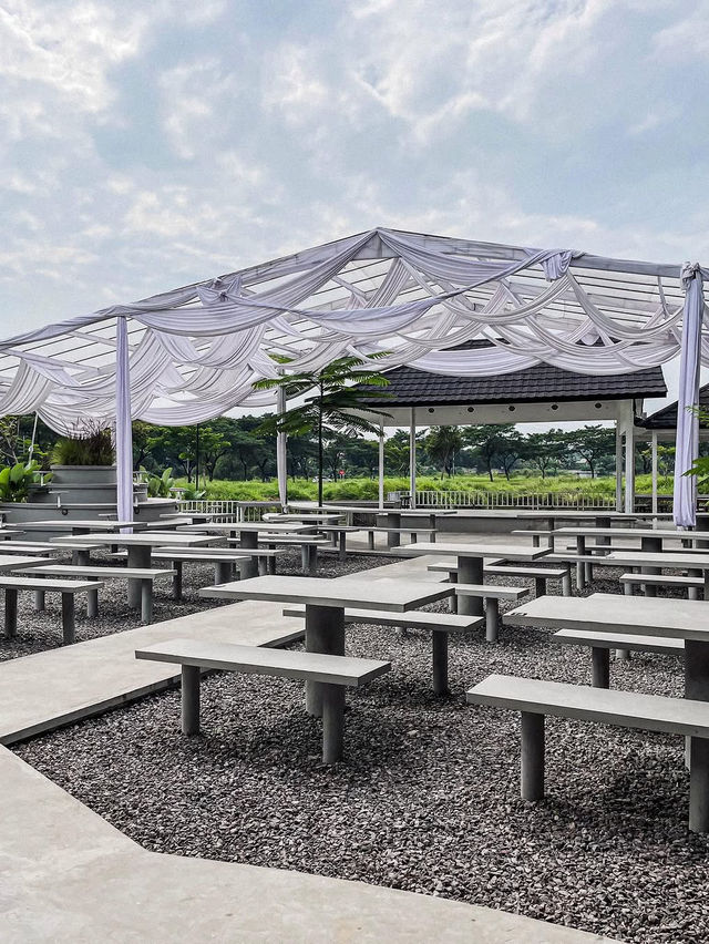 Tomodachi Social Space