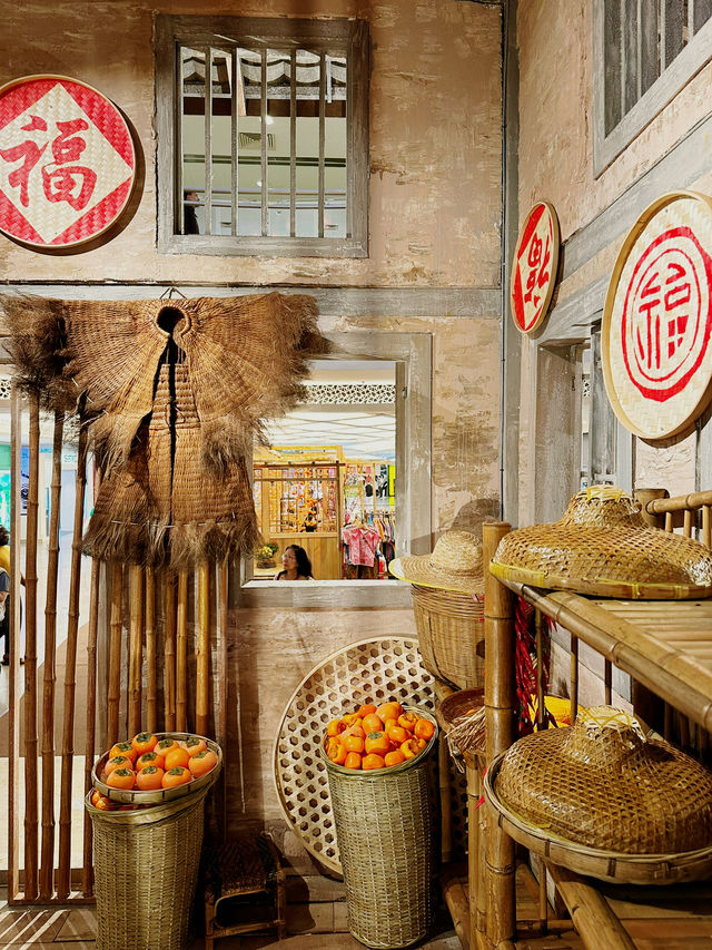 A Traditional Village Charm at Mid Valley KL this CNY! 🏮🏡🍊