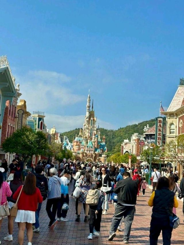 Hong Kong Disneyland