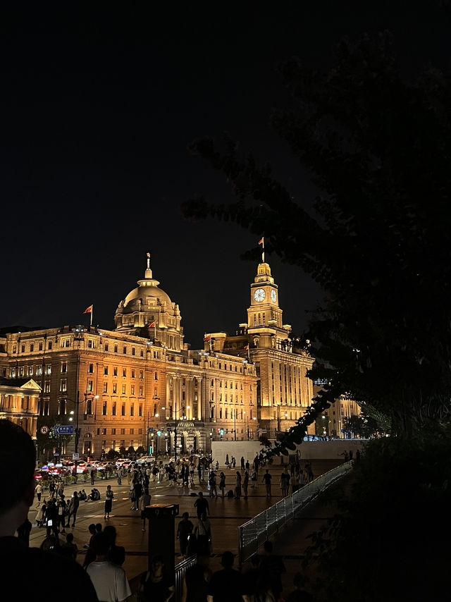 มุมถ่ายรูปสุดฮิต The Bund, Shanghai