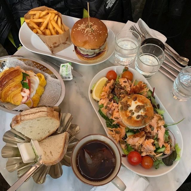 a very nice vegan friendly place